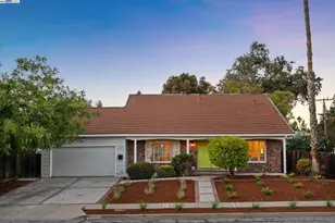 1271 Hookston Rd, Concord, CA 94518 - Photo 1