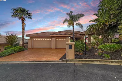 20340 Hunters Knls, Castro Valley, CA 94552 - Photo 1