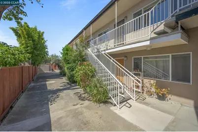 2134 McGee Ave #E, Berkeley, CA 94703 - Photo 1