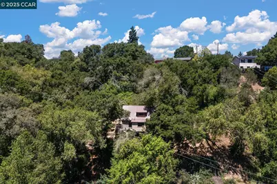 20 La Madronal, Orinda, CA 94563 - Photo 1