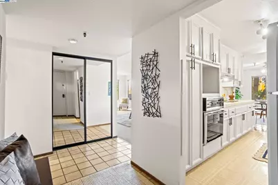 1400 Carpentier St #325, San Leandro, CA 94577 - Photo 1