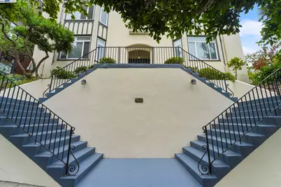 1925 Leavenworth St #7, San Francisco, CA 94133 - Photo 1
