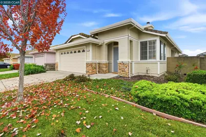 443 Mandarin Cir, Vacaville, CA 95687 - Photo 1