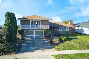 8071 Phaeton, Oakland, CA 94605 - Photo 1