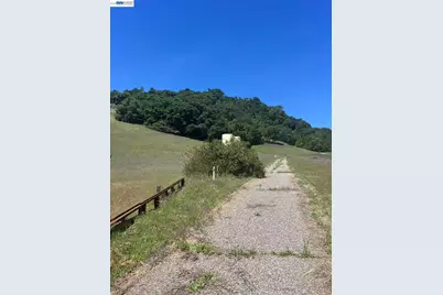 13160 Uvas Rd, Morgan Hill, CA 95037 - Photo 1