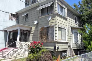 3020 19 Th, Oakland, CA 94601 - Photo 1