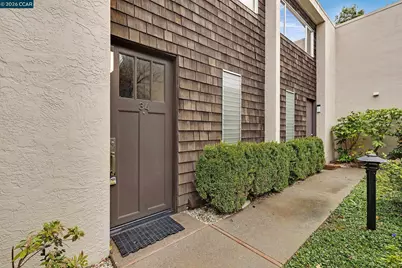 1470 Creekside Dr #34, Walnut Creek, CA 94596 - Photo 1