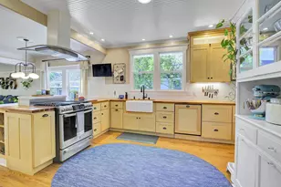 1215 Castro St, Martinez, CA 94553 - Photo 1