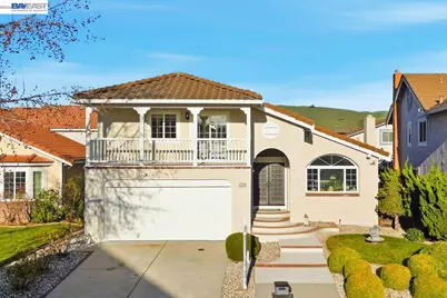 35686 Chaplin Dr, Fremont, CA 94536 - Photo 1
