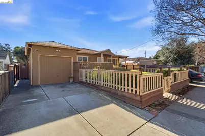 127 Hampton Rd, Hayward, CA 94541 - Photo 1