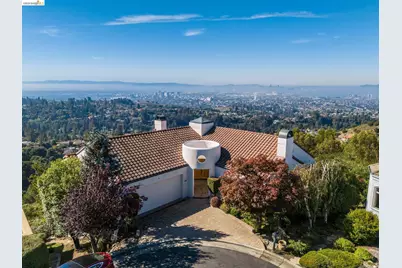 6413 Gwin Ct, Oakland, CA 94611 - Photo 1