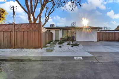 100 Karen Ln, Martinez, CA 94553 - Photo 1