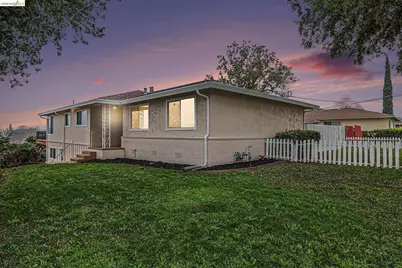 6 Lake St, Pittsburg, CA 94565 - Photo 1
