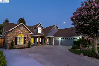 302 Denton Court, Visalia, CA 93291 - Photo 1