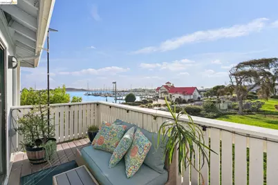 184 Schooner Ct, Richmond, CA 94804 - Photo 1