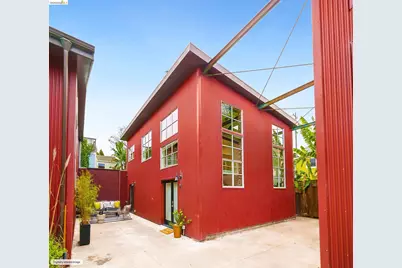 829 21st St #3, Oakland, CA 94607 - Photo 1