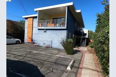 968 45th St #B, Oakland, CA 94608 - Photo 1