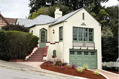 741 Grosvenor Pl, Oakland, CA 94610 - Photo 1