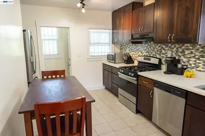 2921 Havenscourt Blvd, Oakland, CA 94605 - Photo 8