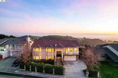 3499 La Mesa Dr, Hayward, CA 94542 - Photo 1