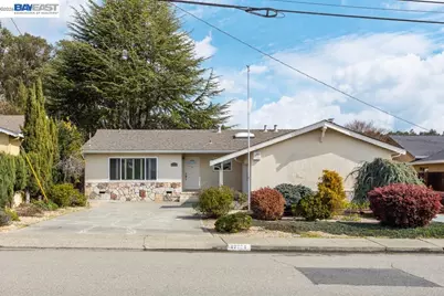 17774 Trenton Dr, Castro Valley, CA 94546 - Photo 1