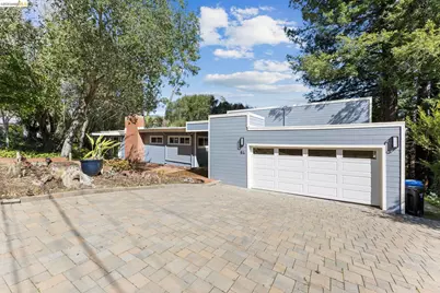 64 Valencia Rd, Orinda, CA 94563 - Photo 1