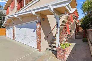 2550 Damuth St, Oakland, CA 94602 - Photo 1
