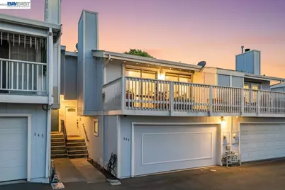 347 E T St, Benicia, CA 94510 - Photo 1