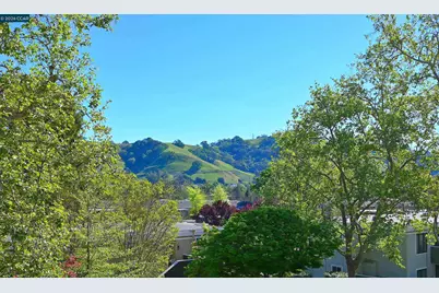 1160 Singingwood Ct #5, Walnut Creek, CA 94595 - Photo 1