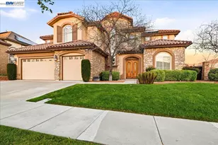 5653 Signal Hill Dr, Dublin, CA 94568 - Photo 1