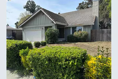 717 Whispering Bay Ln, Suisun City, CA 94585 - Photo 1