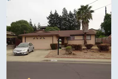 1295 Kentucky Dr, Concord, CA 94521 - Photo 1