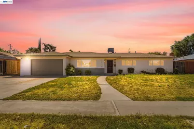 4874 Clinton, Fresno, CA 93703 - Photo 1