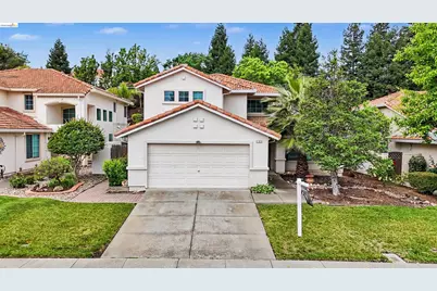 184 Bald Eagle Dr, Vacaville, CA 95688 - Photo 1