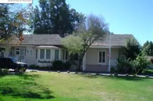 627 Rose Ave, Pleasanton, CA 94566 - Photo 1