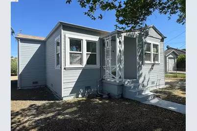 220 13th St, Vallejo, CA 94590 - Photo 1