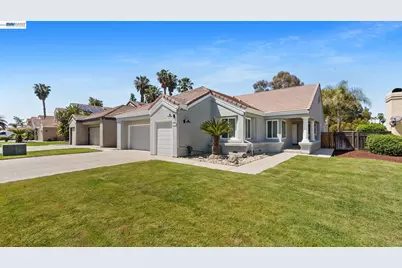 1090 Saint Andrews Dr, Discovery Bay, CA 94505 - Photo 1