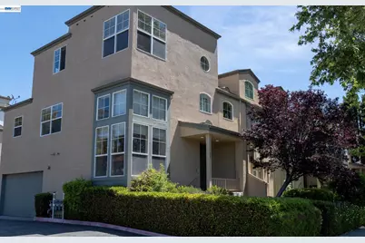 742 6th St, San Jose, CA 95112 - Photo 1