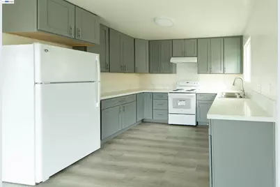 3639 Patterson Ave #3, Oakland, CA 94619 - Photo 1