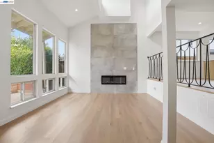 2011 Dolphin Dr, Aptos, CA 95003 - Photo 1