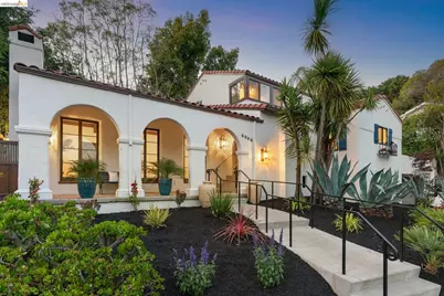 6000 Rockridge Blvd, Oakland, CA 94618 - Photo 1