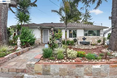 2541 Marina Blvd, San Leandro, CA 94577 - Photo 1