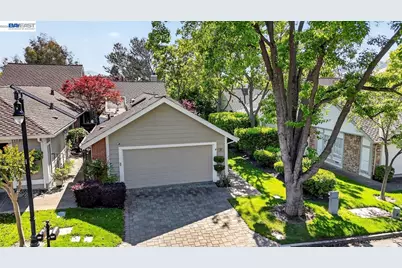 531 Silver Lake Dr, Danville, CA 94526 - Photo 1
