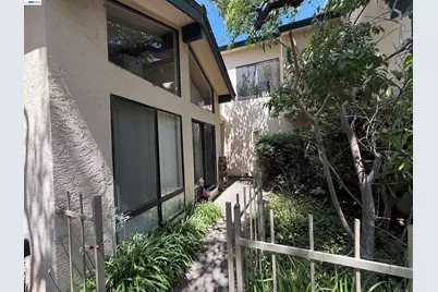 402 Baywood Rd, Alameda, CA 94502 - Photo 1