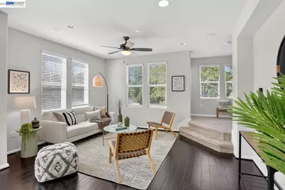 140 Selby Ln #8, Livermore, CA 94551 - Photo 1