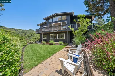 1119 Oak Hill Rd, Lafayette, CA 94549 - Photo 1
