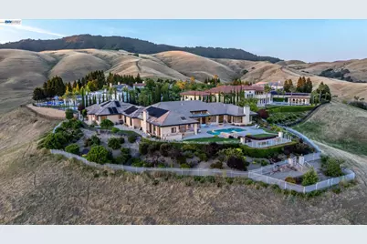 3301 Deer Hollow Dr, Danville, CA 94506 - Photo 1