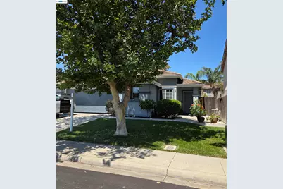 109 James Burke Ave, Patterson, CA 95363 - Photo 1