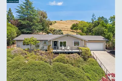 8 Ketelsen Ct, Moraga, CA 94556 - Photo 1