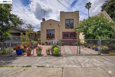 1227 33rd St, Oakland, CA 94610 - Photo 1